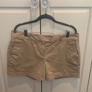 Khaki vineyard vine shorts